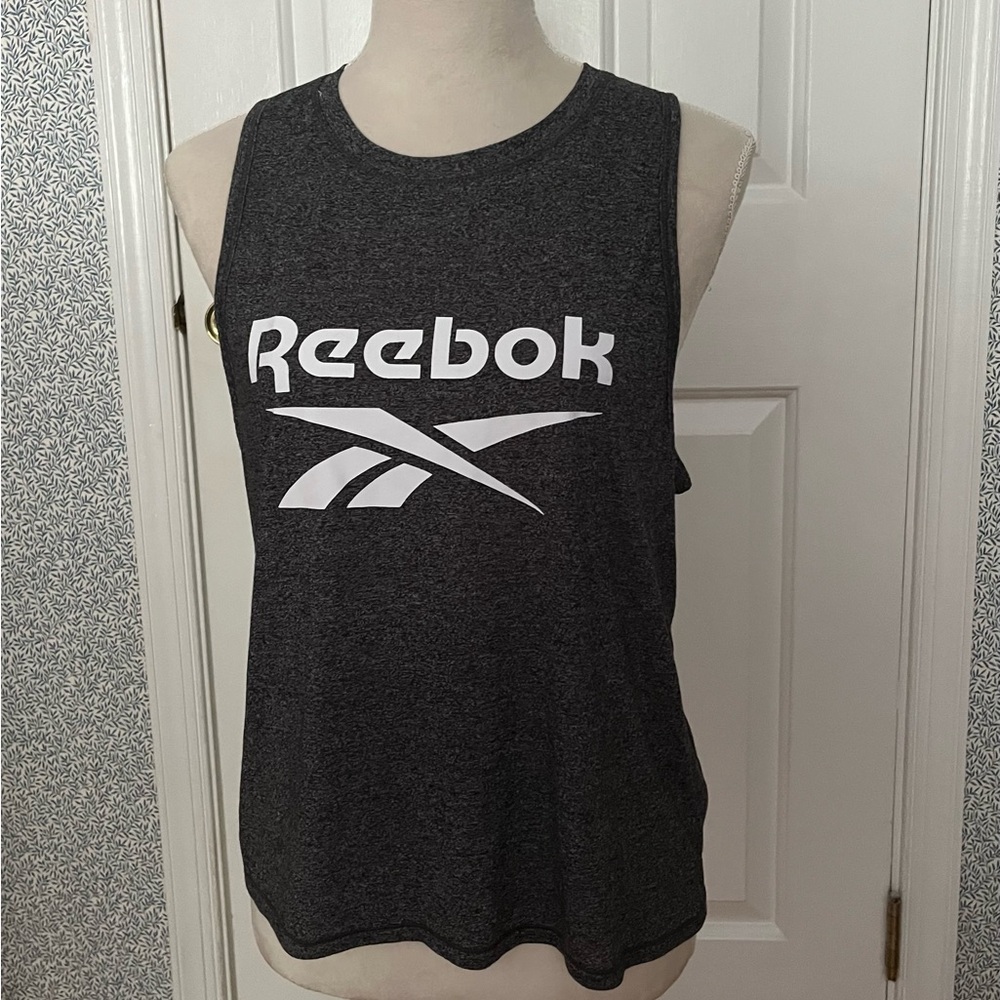 NWOT Reebok Sleeveless Yoga Top